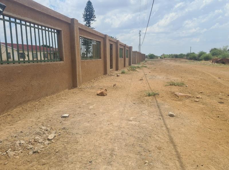 5 Bedroom Property for Sale in Mabopane North West